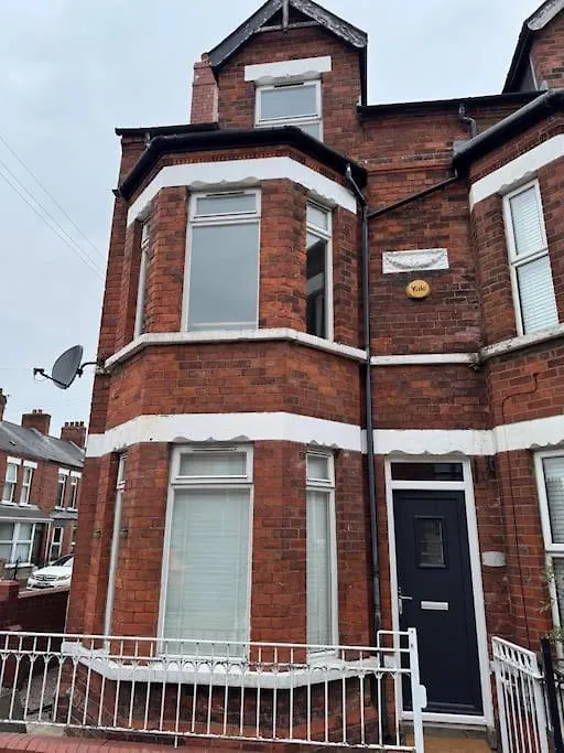 Holiday home Stylish, Spacious And Central 4 Bedroom House Belfast United Kingdom